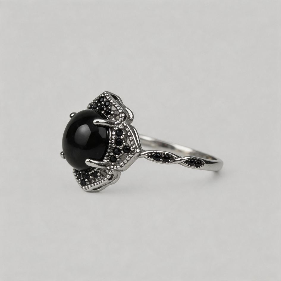 OBSIDIAN STARLIGHT.Vintage Black Onyx Inlay Ring