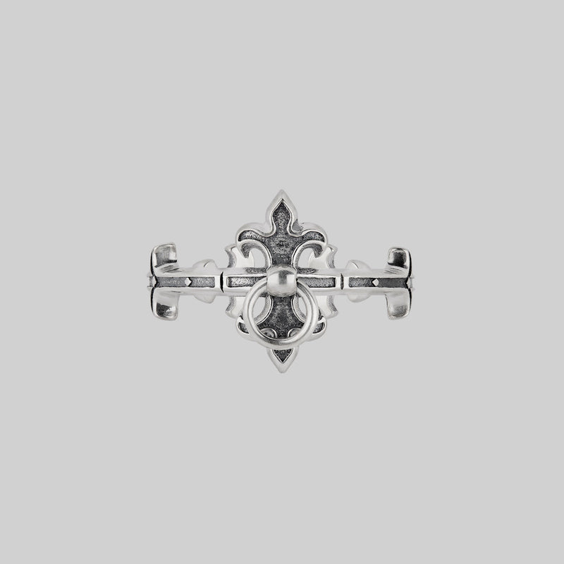 FORTIFY. Medieval Gate Knocker Ring - Silver