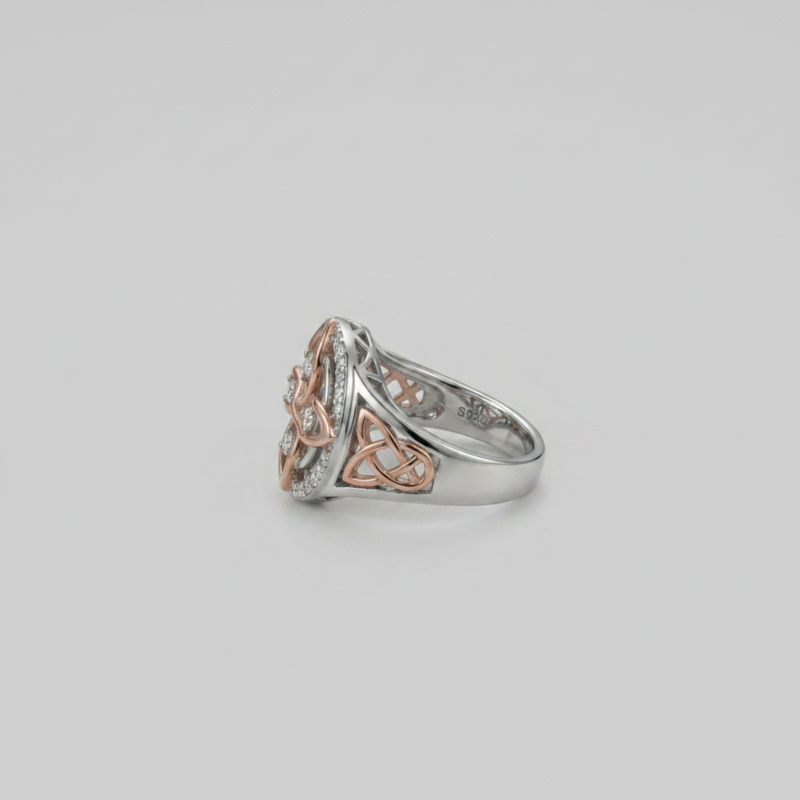 CELESTIL LABYRINTH.Celtic Knot Two-Tone Ring - Silver