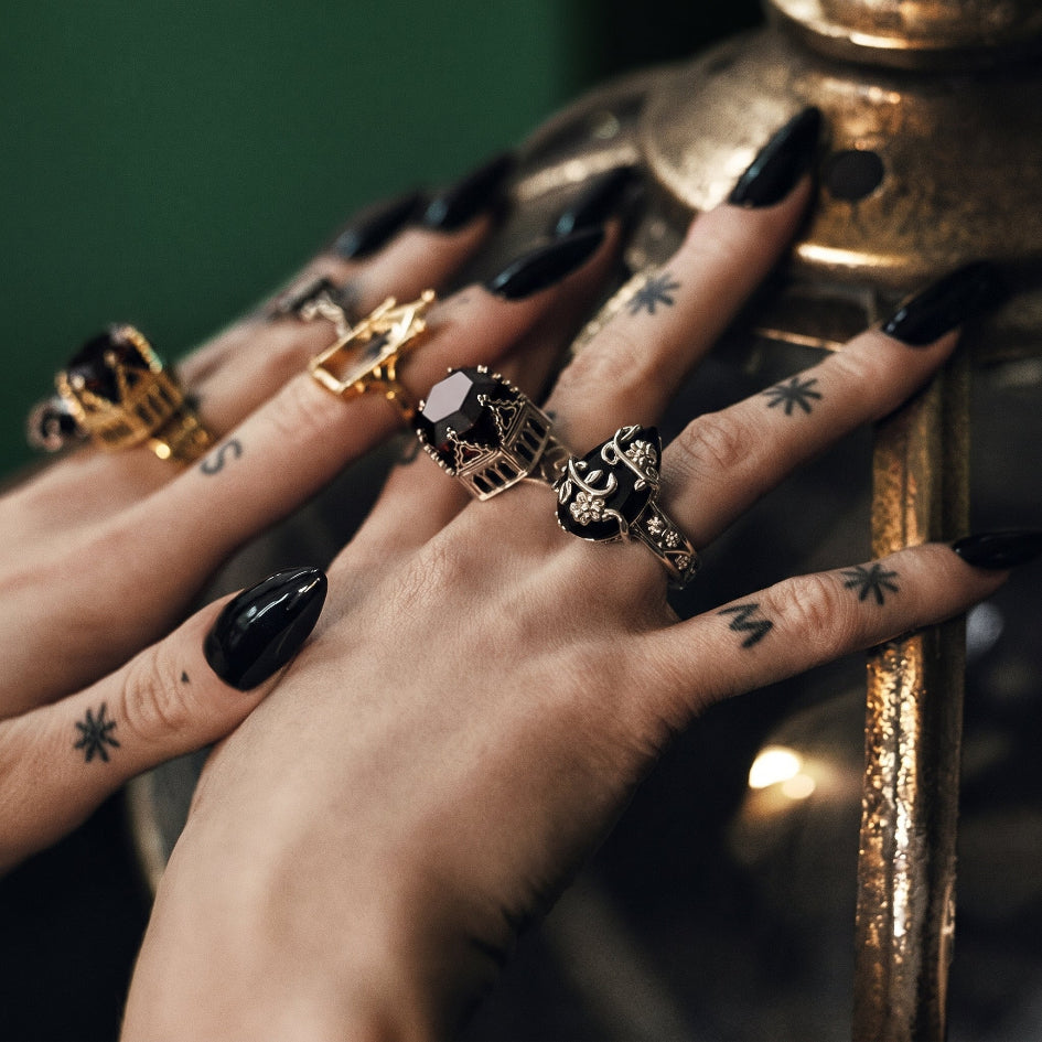 MIDNIGHT VINE.  Garden Dark Secret  Ring - Silver