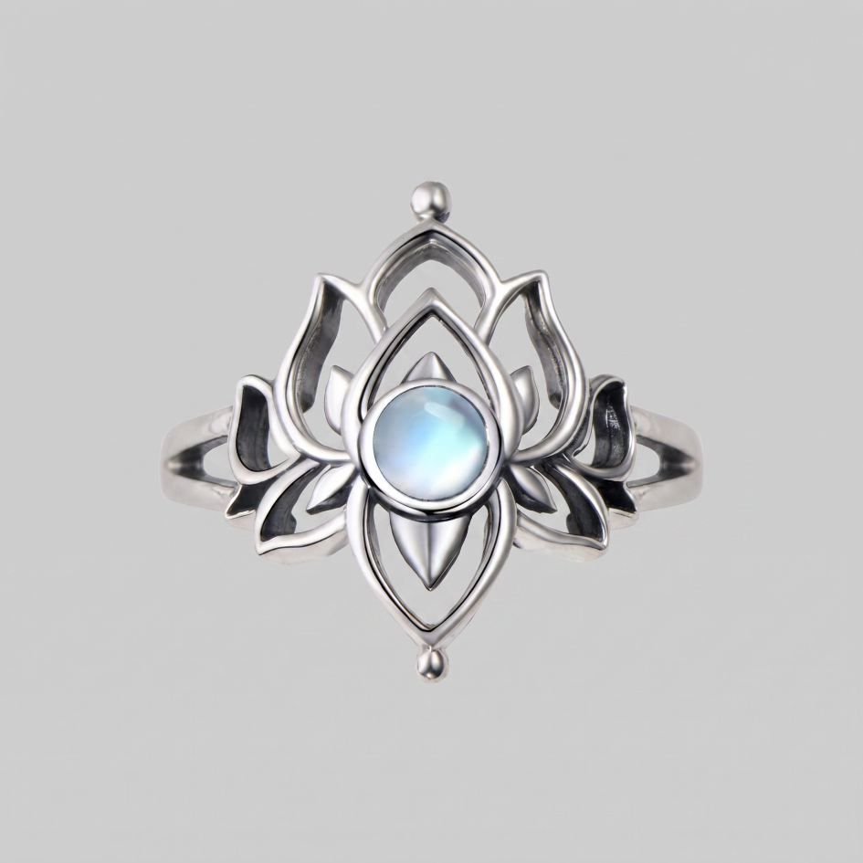 LUNAR LOTUS. Mandala Moonstone  Ring - Silver