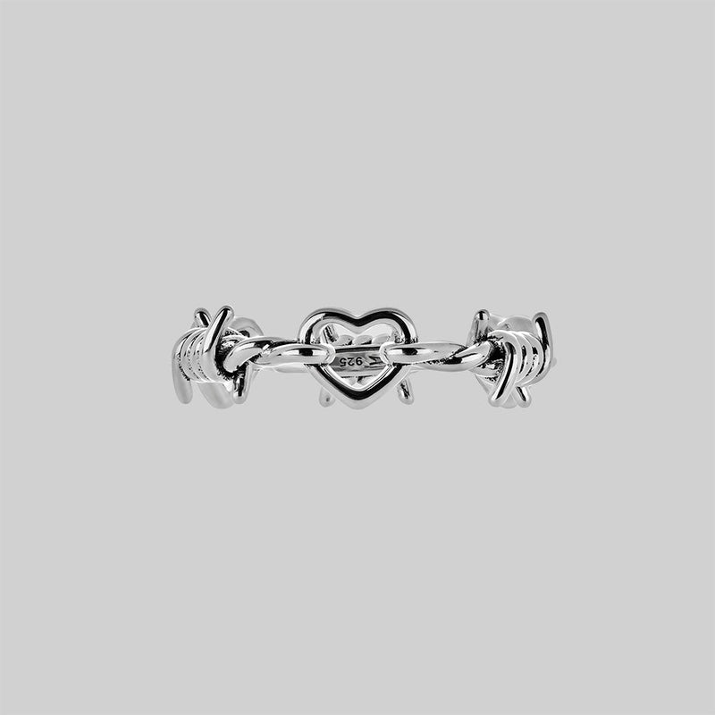 BOUND. Hearts & Barbed Wire Band Ring - Silver