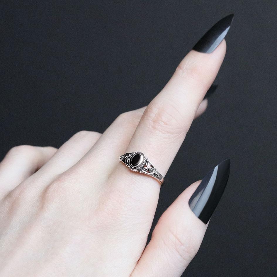 DARK SOUL. Detailed Onyx Silver Ring
