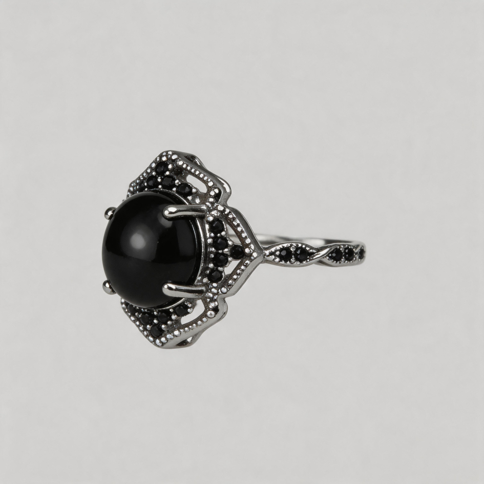 OBSIDIAN STARLIGHT.Vintage Black Onyx Inlay Ring
