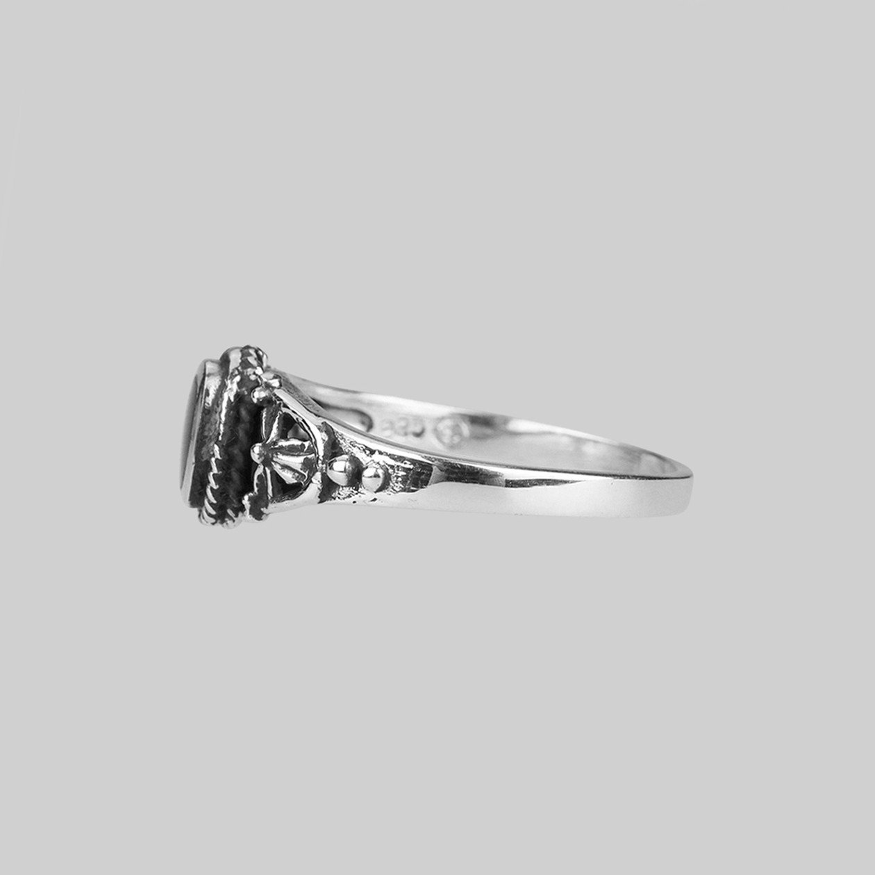 DARK SOUL. Detailed Onyx Silver Ring